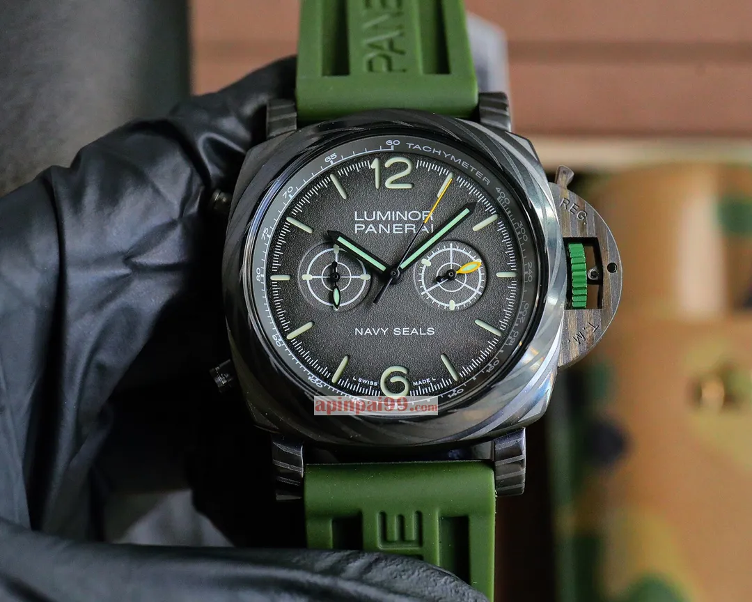 新款パネライ サブマリン シリーズ メタルガラススーパーコピー時計 APM257410