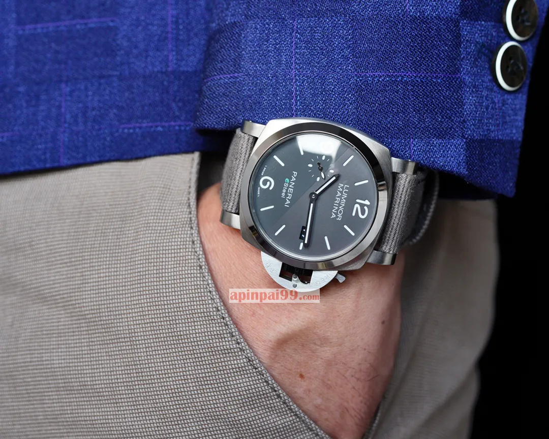 最新のブランド時計コピーパネライ サブマーシブル BMG-TECH™ スニークシリーズ PAM01054