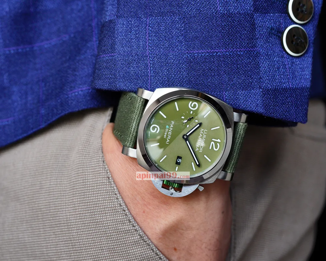 2024最新のパネライコピー時計 サブマーシブル BMG-TECH™ スニークシリーズ PAM01055