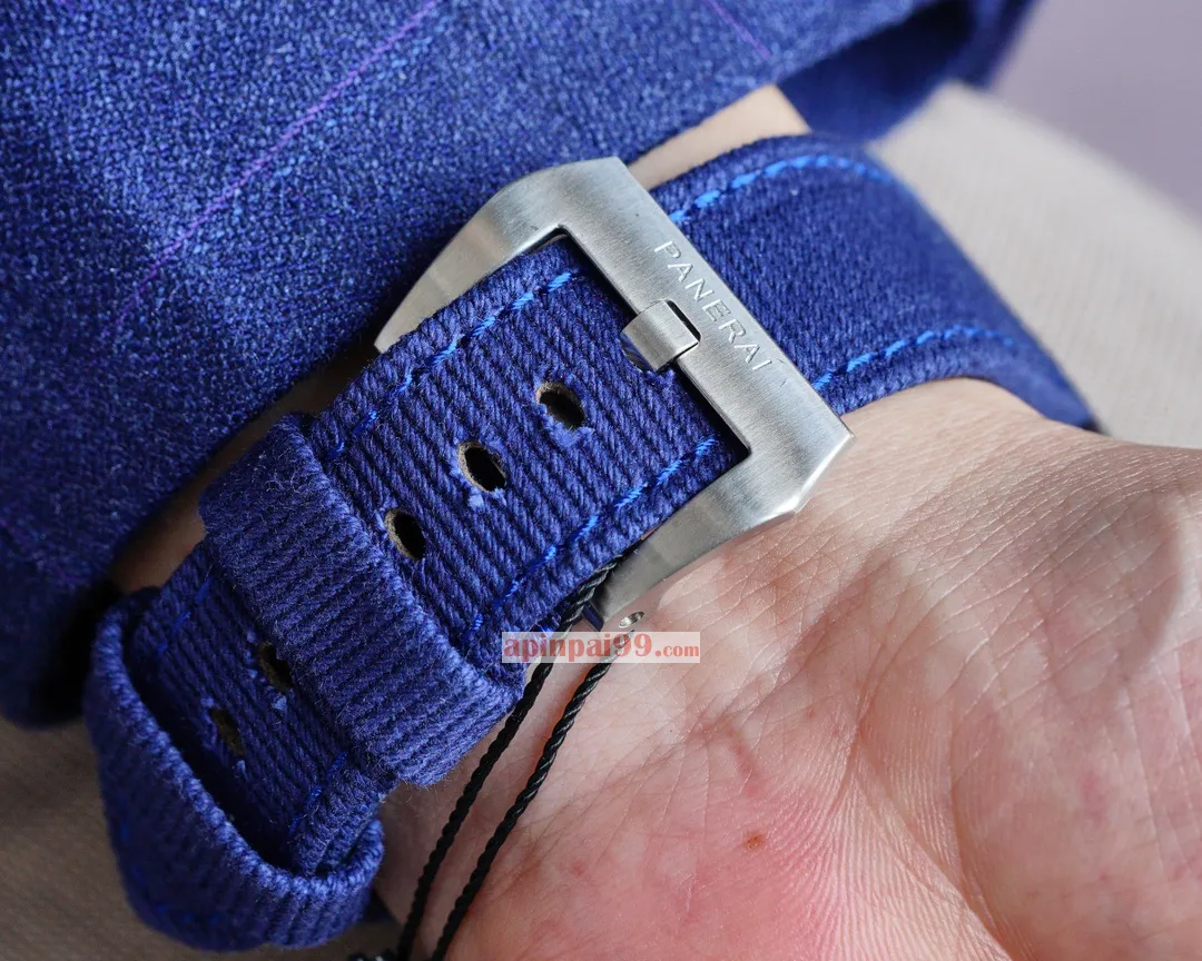 パネライスーパーコピー時計激安 サブマーシブル BMG-TECH™ スニークシリーズ PAM01056[7]