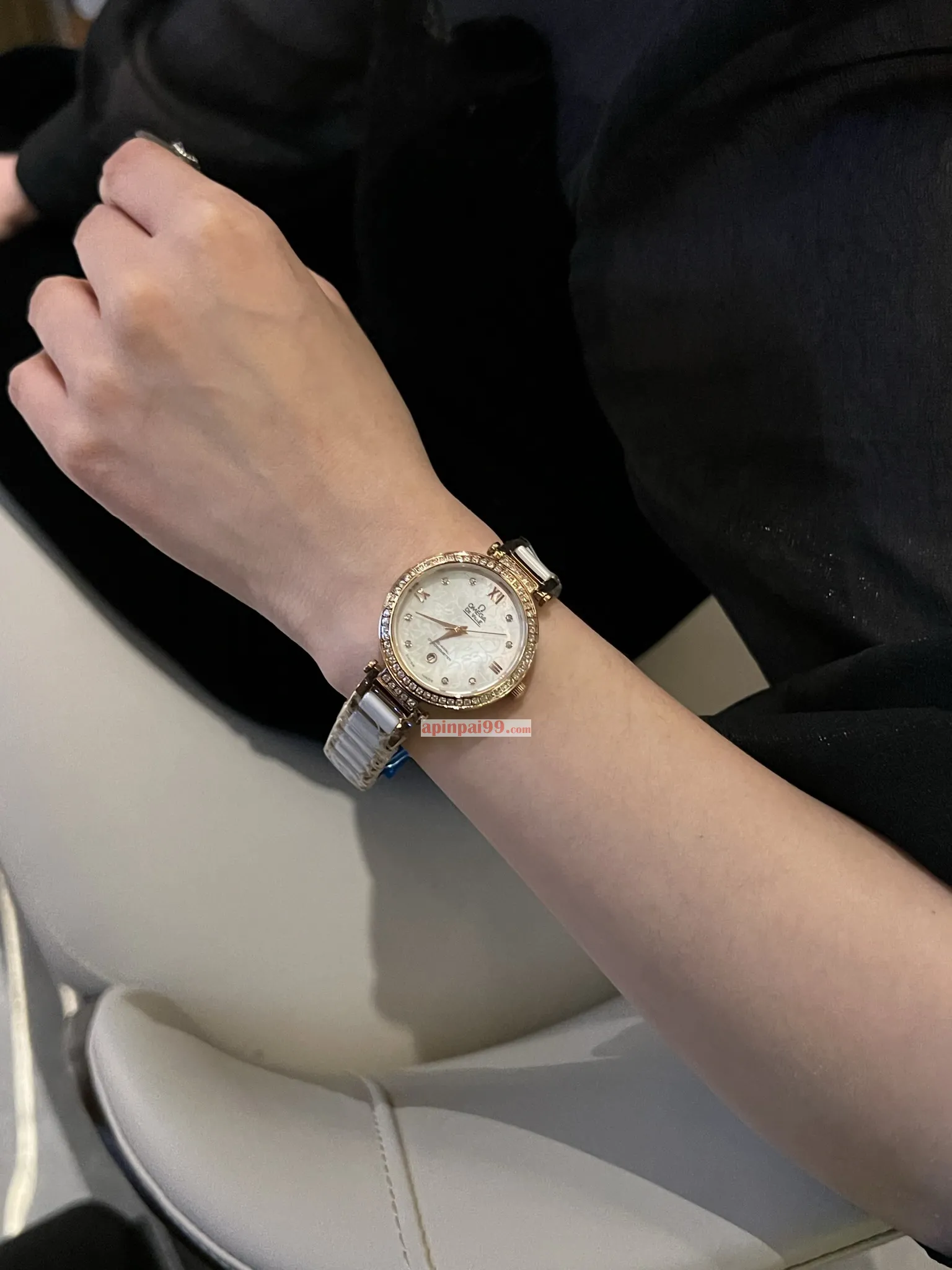 新款オメガ レディース クォーツスーパーコピー通販時計 35-410-596[2]