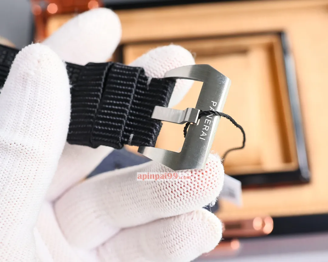 パネライスーパーコピーn級ロールアウトする ルミノール マリーナ シリーズのコピー時計 AISI317[7]