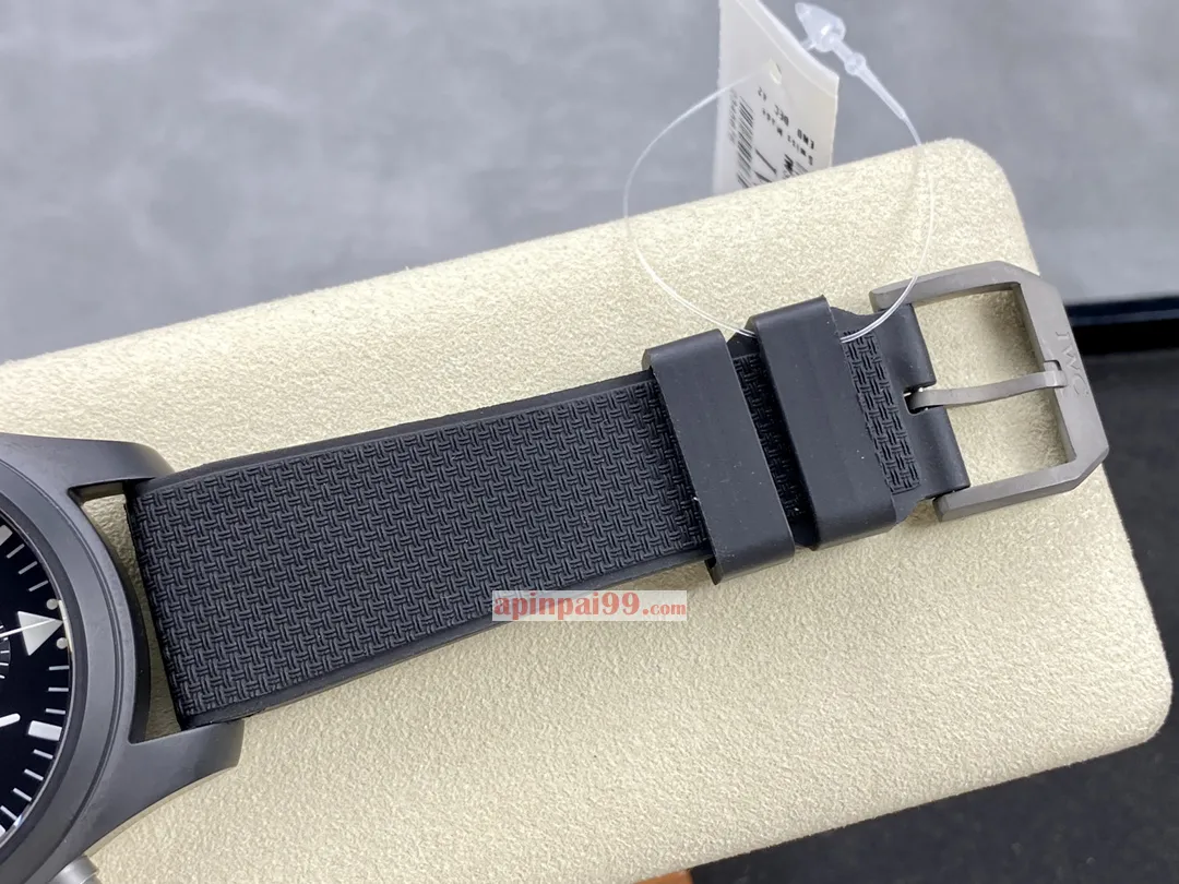 2024最新 IWCスーパーコピー時計セラミック パイロット トップ ガン クロノグラフ スペシャル エディション 170484[7]