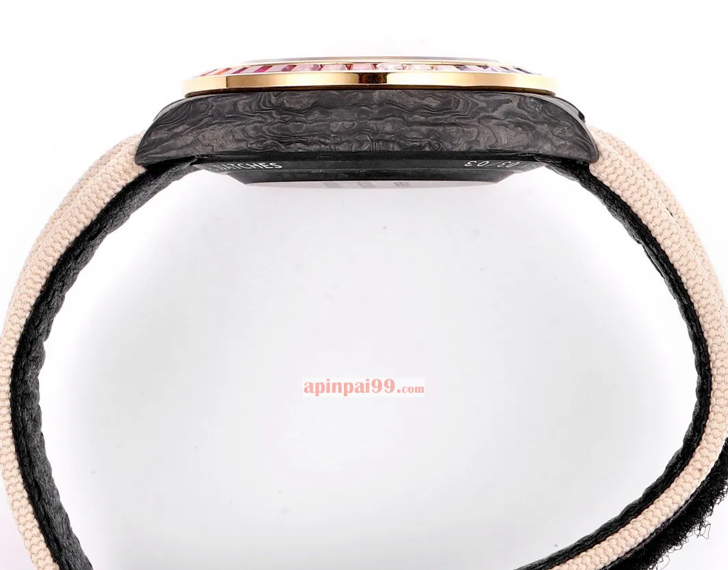 新品ロレックススーパーコピー時計 ユニバース クロノグラフ デイトナ シリーズ カーボンファイバー ルミナス 369811[7]