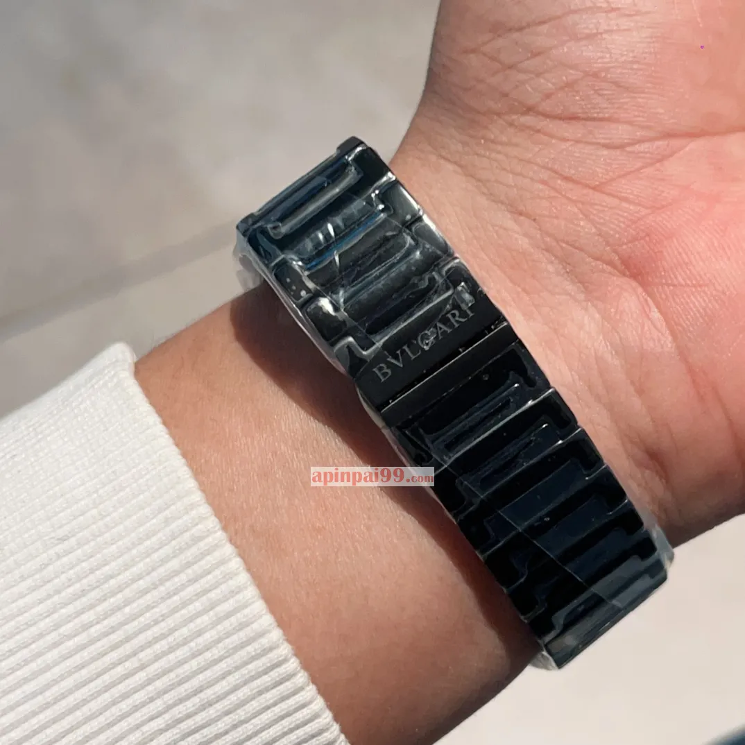 ブルガリコピー時計n級 オクト フィニッシモ GMT オートマチック クロノグラフ OS クロノグラフ BV32051[7]