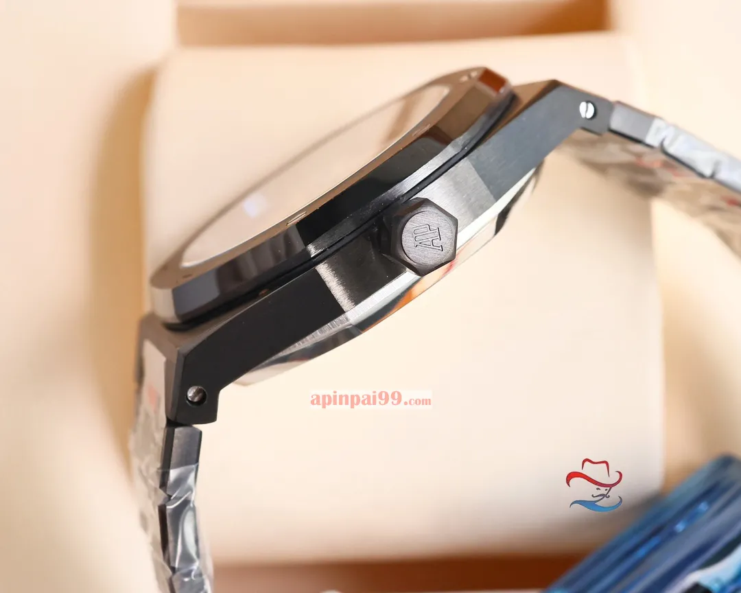 オーデマピゲの新作コピーロイヤル オーク シリーズ ダブル テンプ スケルトン時計 AP5520[6]