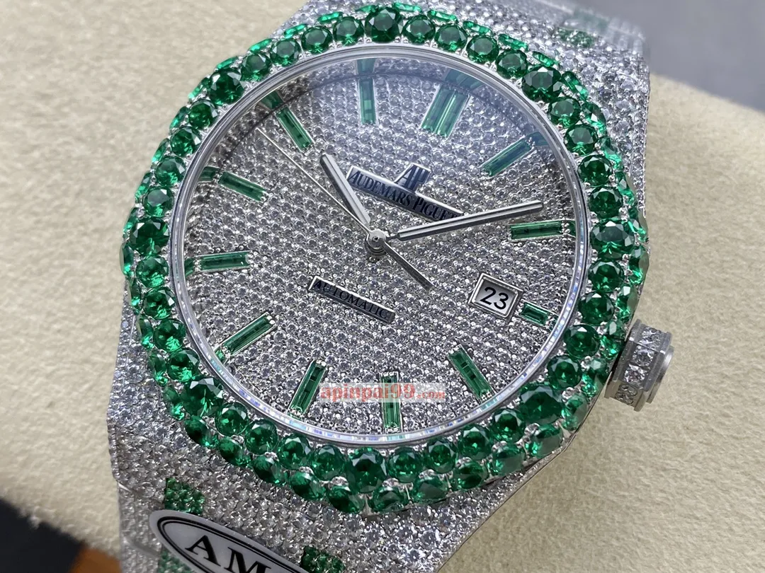 人気のスーパーコピーオーデマピゲ時計 ロイヤル オーク ダイヤモンドいっぱい 15400スター AP52001[2]