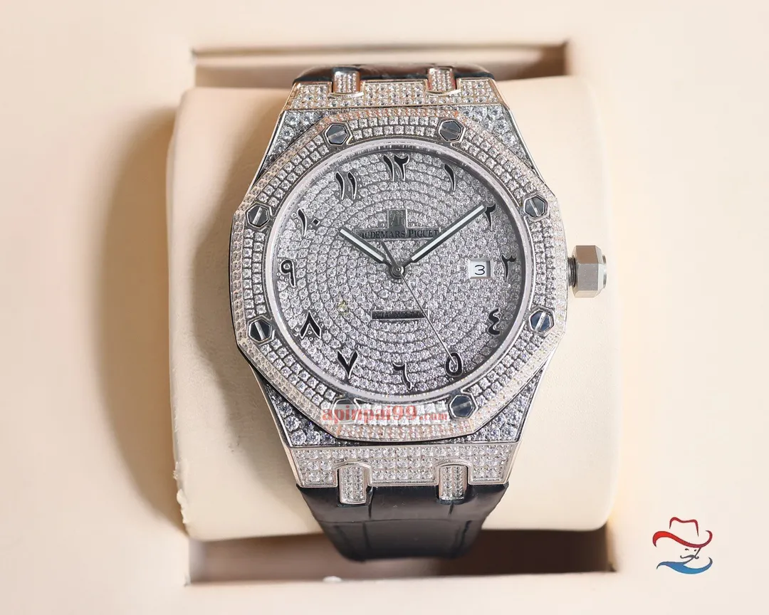 オーデマピゲスーパーコピー時計 ゴールド スクエア ダイヤモンド ロイヤル オーク シリーズ AP3651