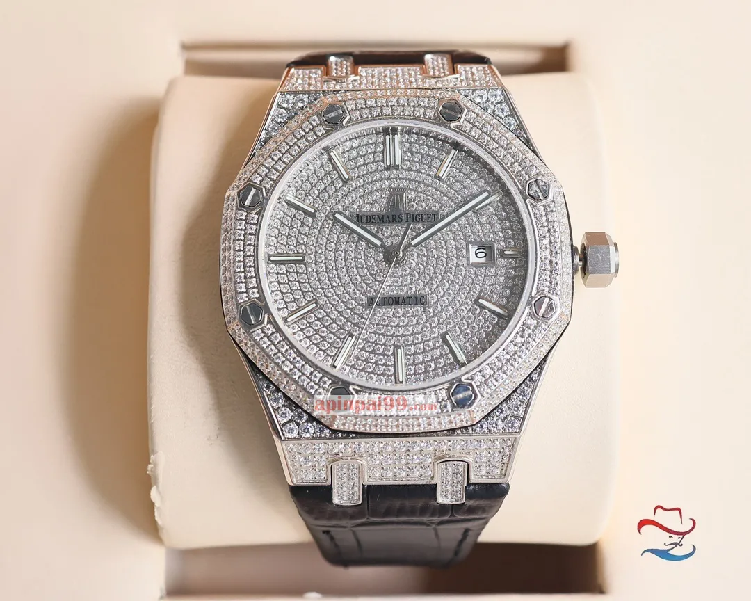 オーデマピゲスーパーコピー時計 ゴールド スクエア ダイヤモンド ロイヤル オーク シリーズ AP3651[2]