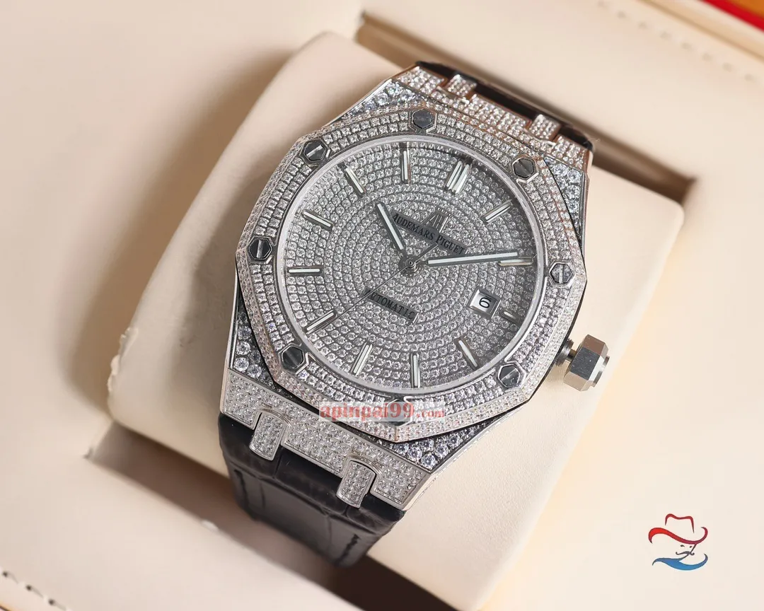 オーデマピゲスーパーコピー時計 ゴールド スクエア ダイヤモンド ロイヤル オーク シリーズ AP3651[3]