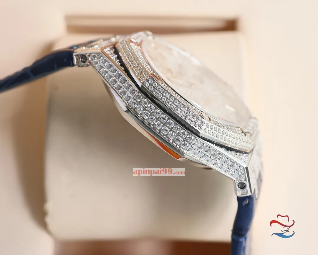 オーデマピゲスーパーコピー時計 ゴールド スクエア ダイヤモンド ロイヤル オーク シリーズ AP3651[8]