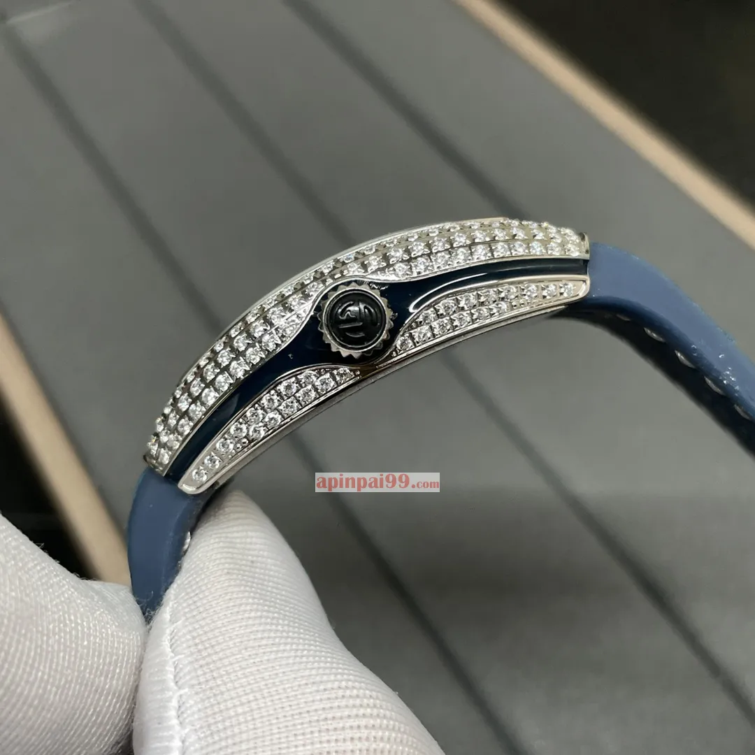 フランクミュラーコピーの腕時計通販幻想的でカラフルなヴァンガード レディ V32 シリーズ 162296[5]