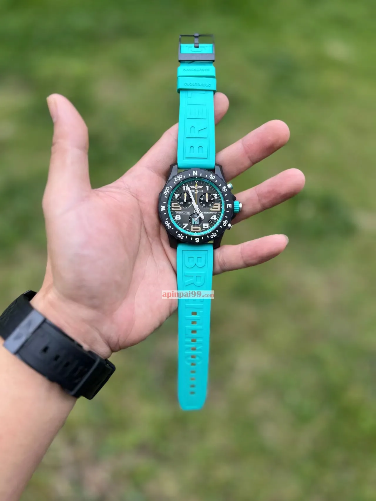 ブライトリングの新款限定版フルカーボンファイバー 6 針クロノグラフコピー時計 171710