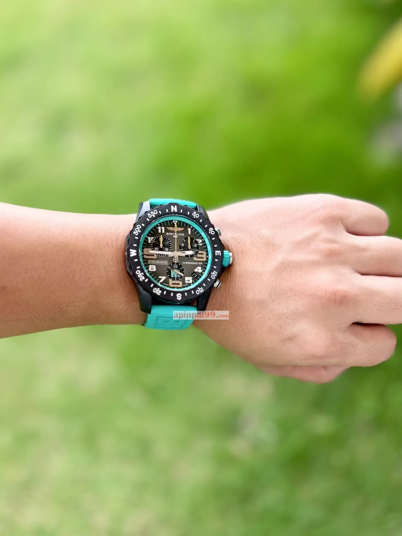 ブライトリングの新款限定版フルカーボンファイバー 6 針クロノグラフコピー時計 171710[4]