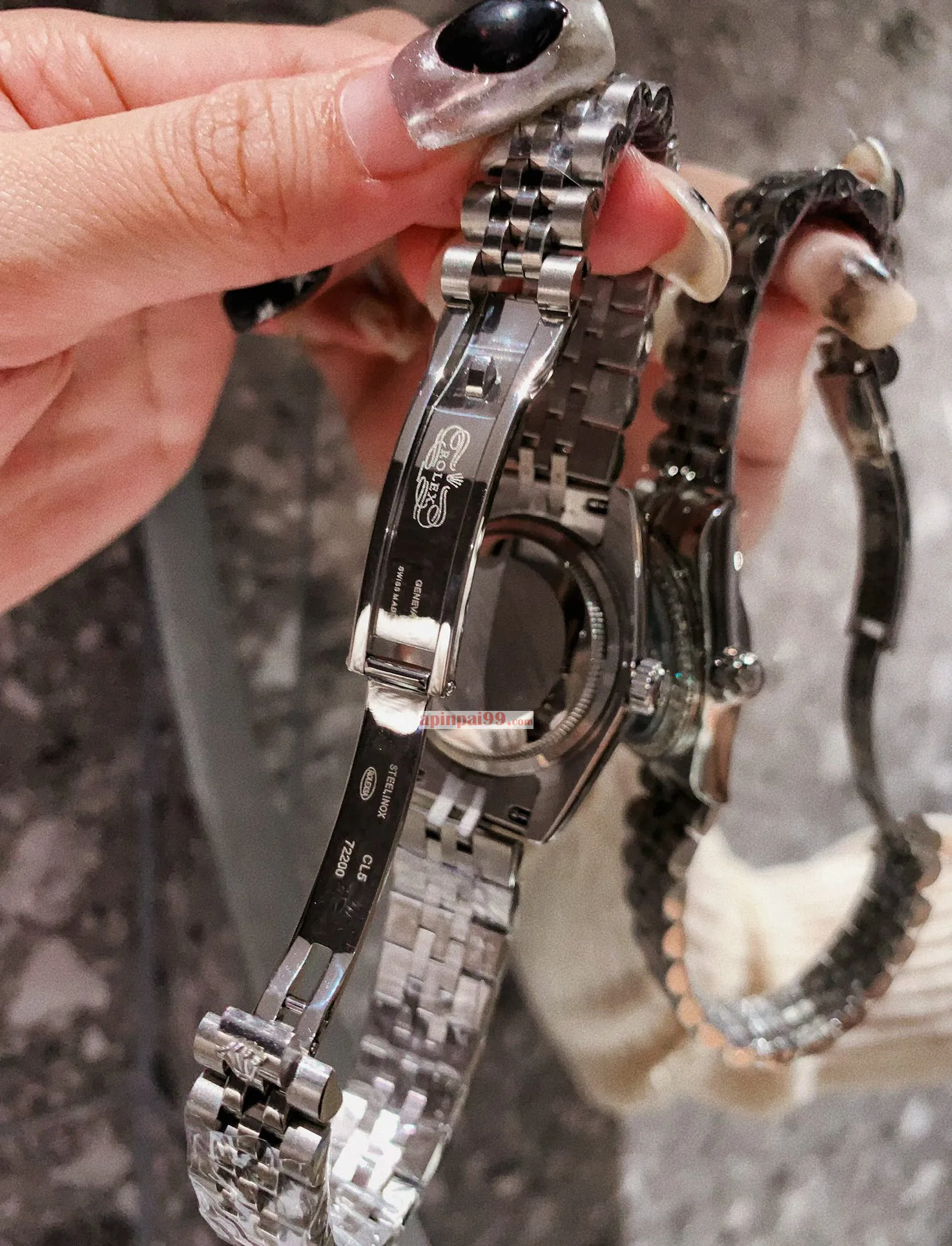 ロレックススーパーコピーn級 ダイアリー シリーズ 31mmクラシック女性時計 923601[1]