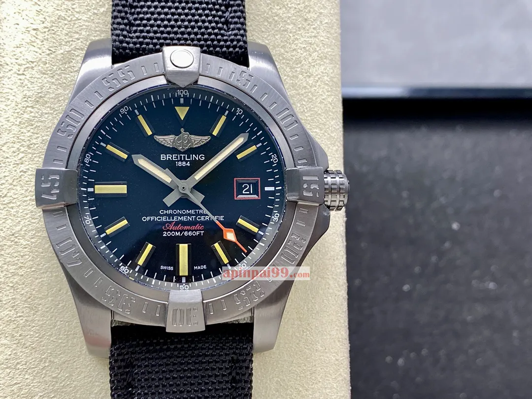 ブライトリングスーパーコピーN級品 ブラックバード偵察航空機時計 172320