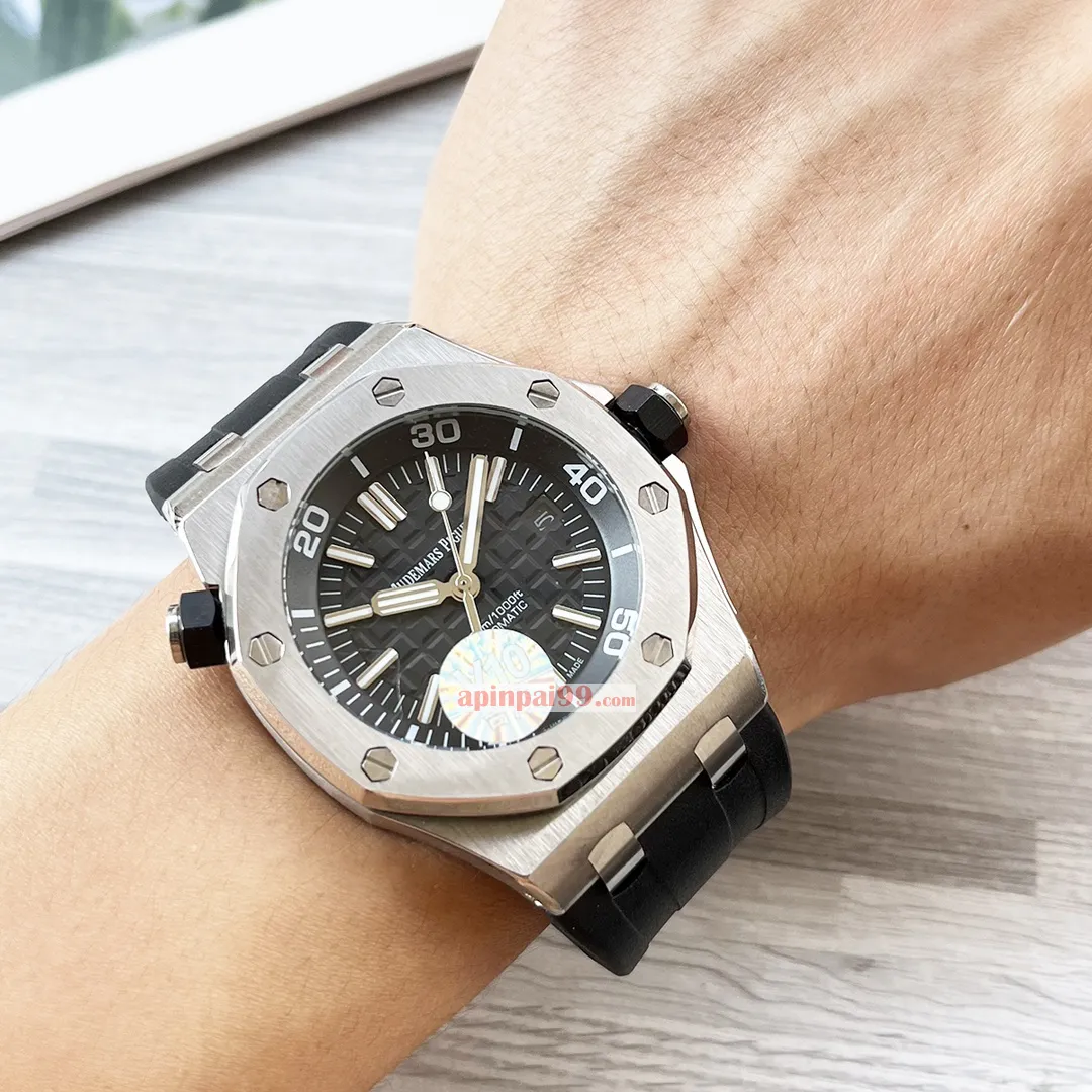 日本のスーパーコピーオーデマピゲ男性ロイヤル オーク オフショア シリーズ 15710/15720[1]