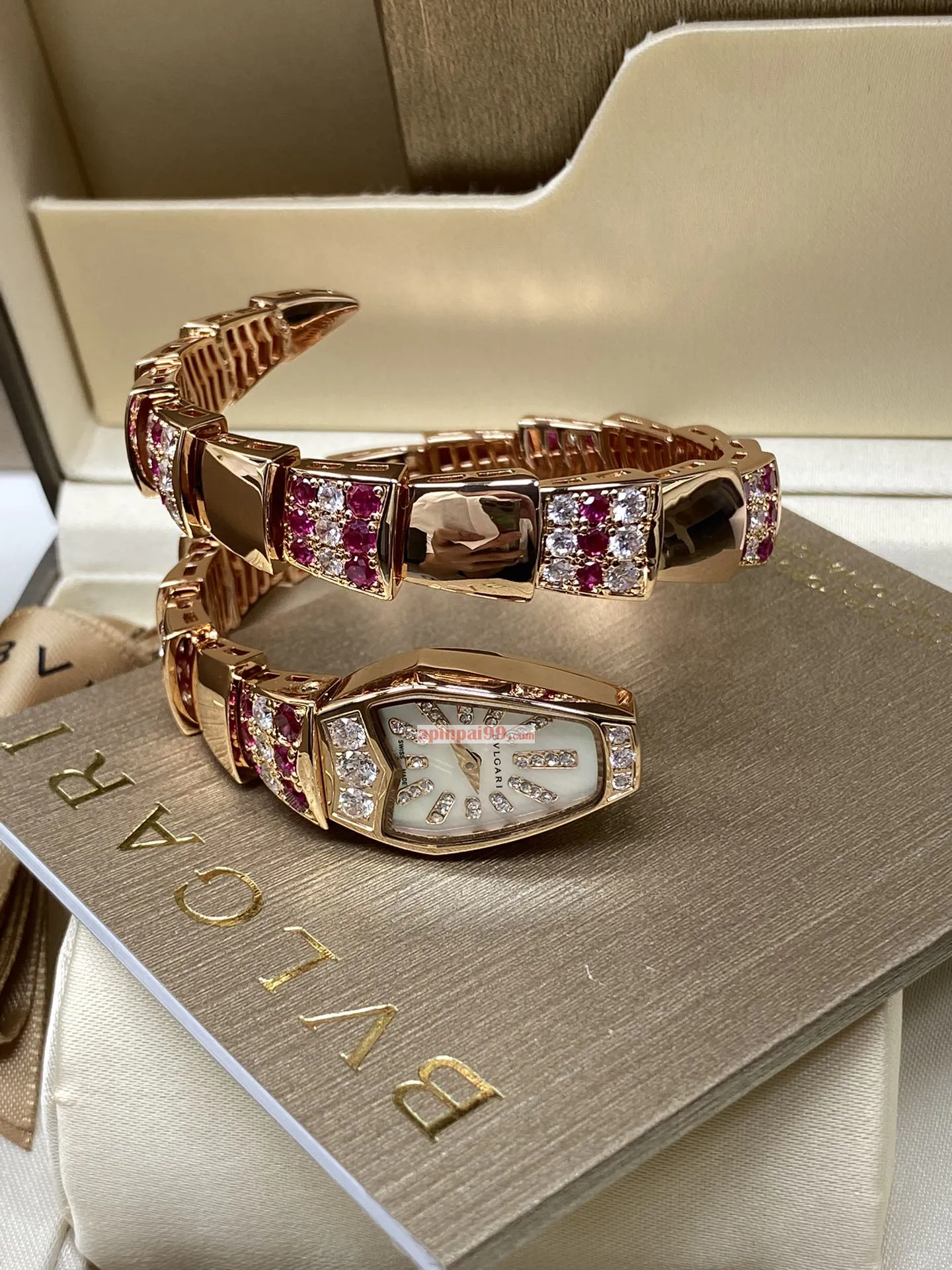 2024ブルガリ時計コピーn級優良店サーペンタイン スピガ シリーズ bv500787[4]