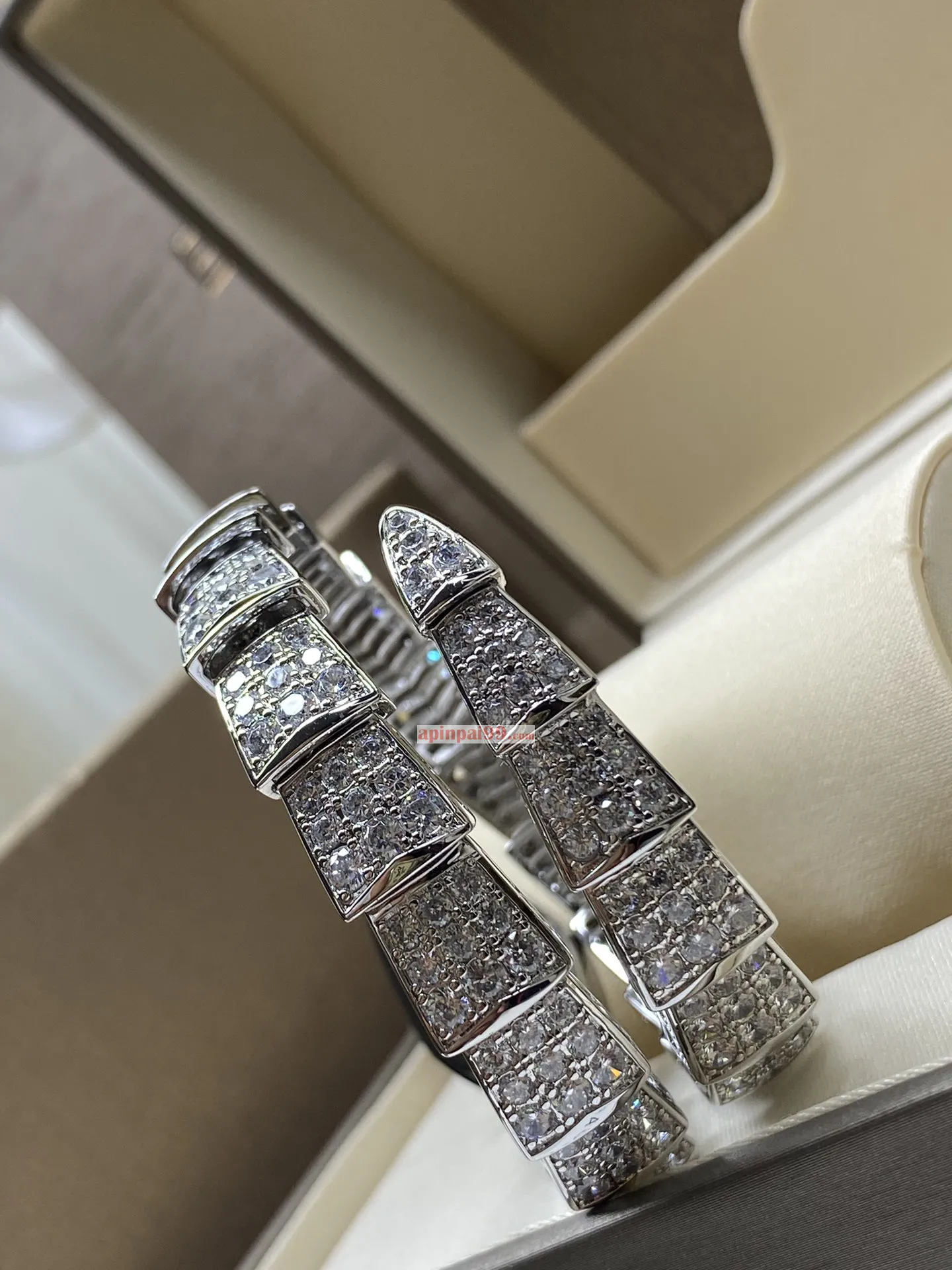 ブルガリスーパーコピー高品質サーペンタイン bv500786 スピガ シリーズ女性時計[5]