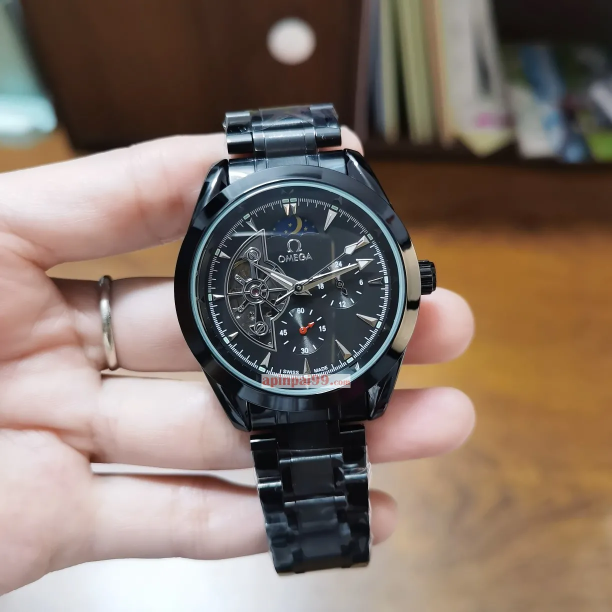 最新と古典的オメガ全自動5ピン太陽月星機械時計 omg1556