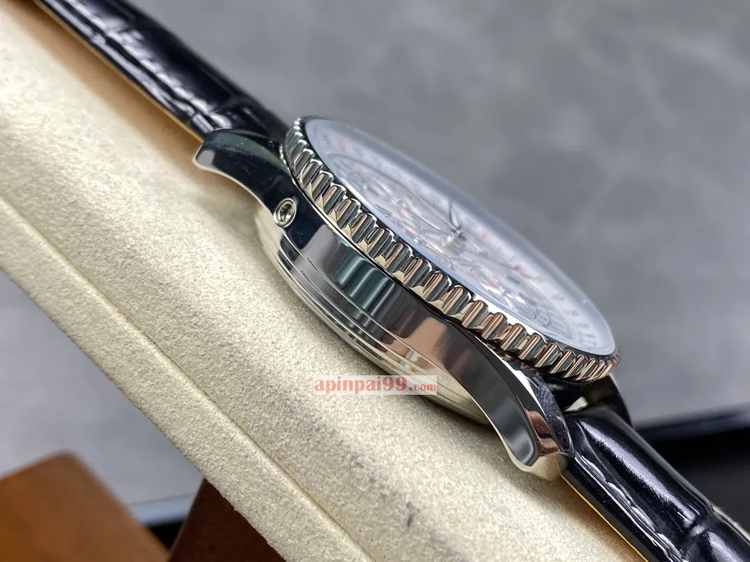 ブライトリング時計n級モンペレット レフト サード アイ クロノグラフ シリーズ A21033013[4]