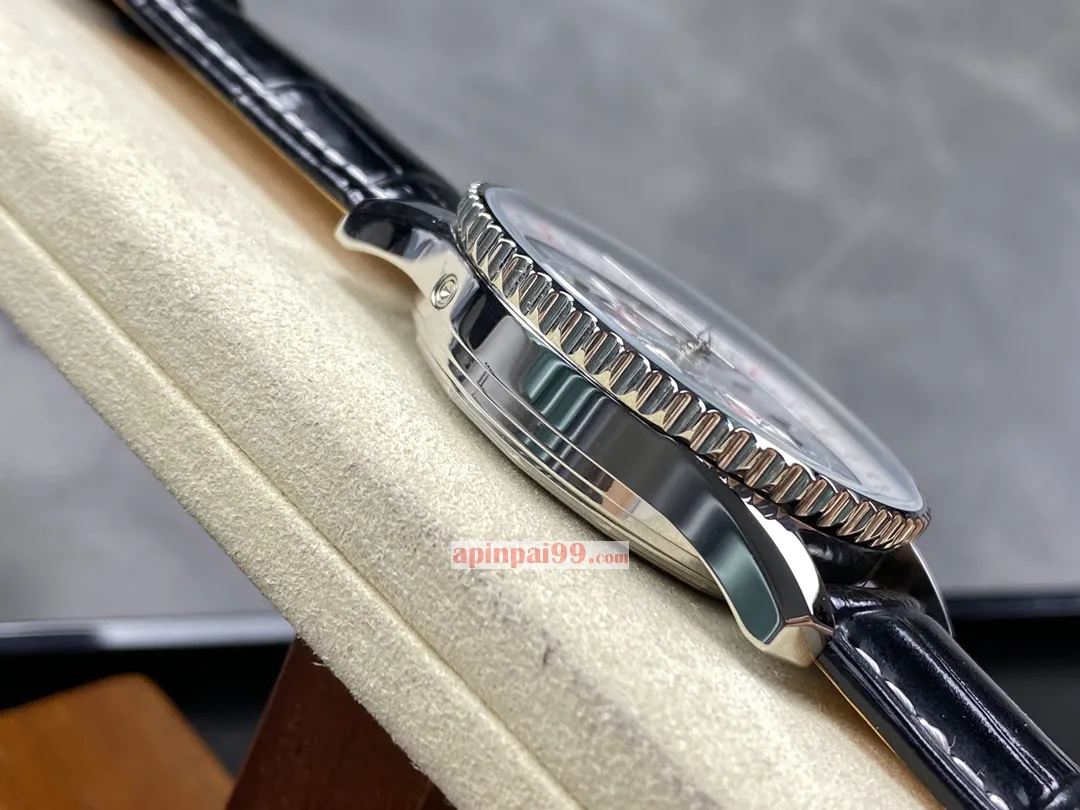 ブライトリングメンズ多機能機械式時計モンペレット レフト サード アイ クロノグラフ シリーズ A21033014[3]