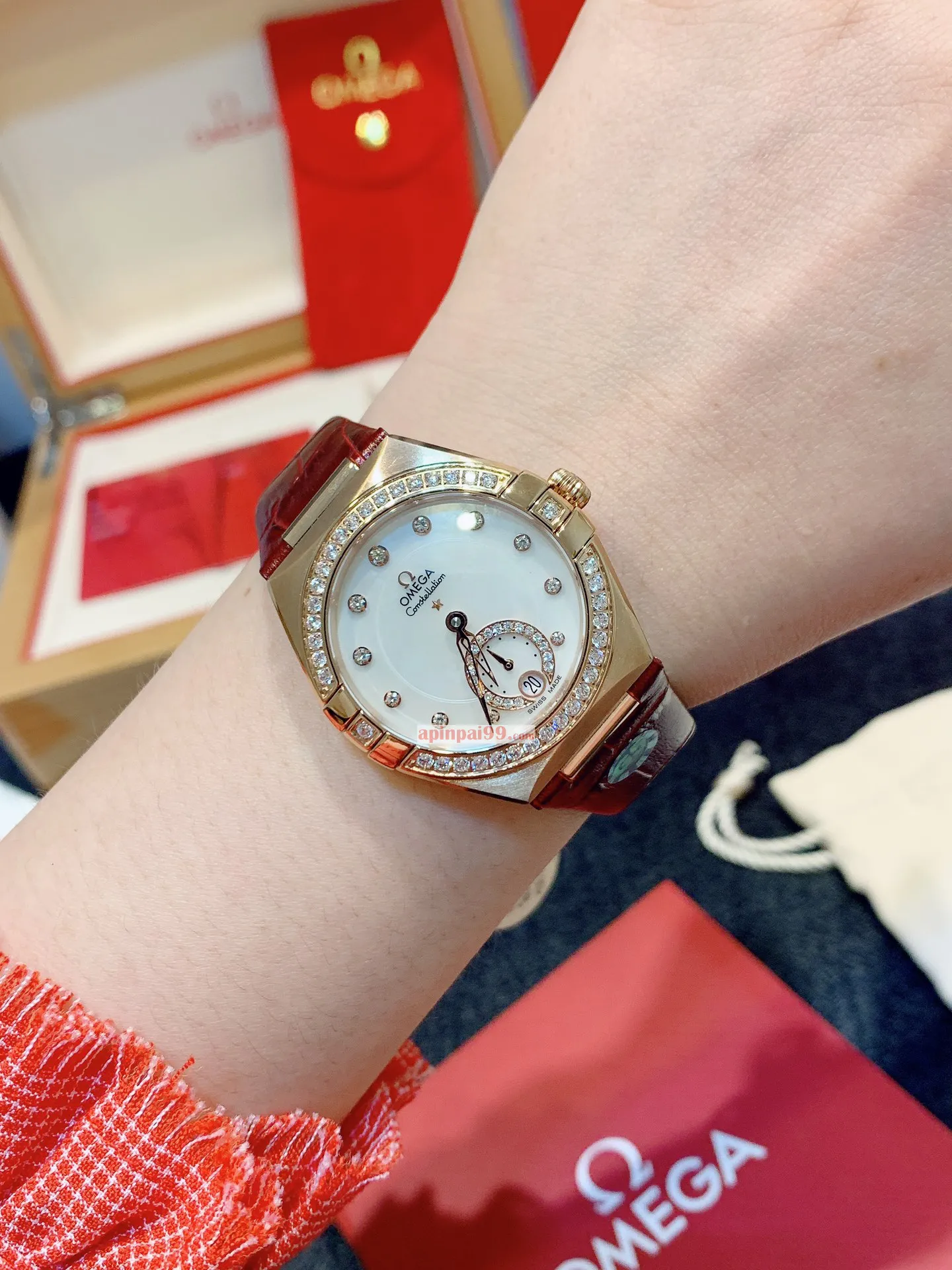 オメガスーパーコピー コンステレーション シリーズ女性新品腕時計 56901[6]