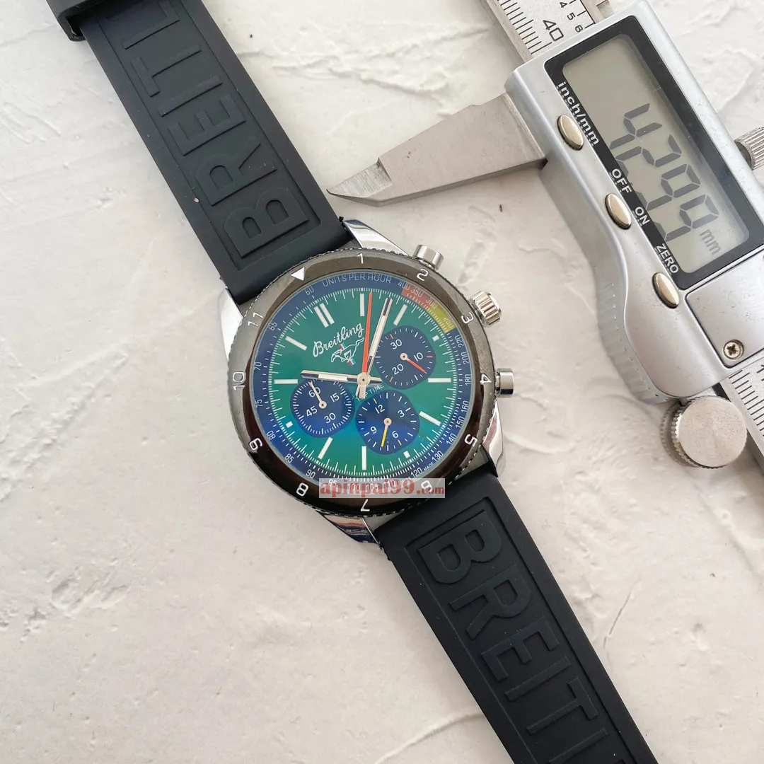 多機能クロノグラフを搭載したブライトリングの最新時計n級スポーツモデル 897555[2]