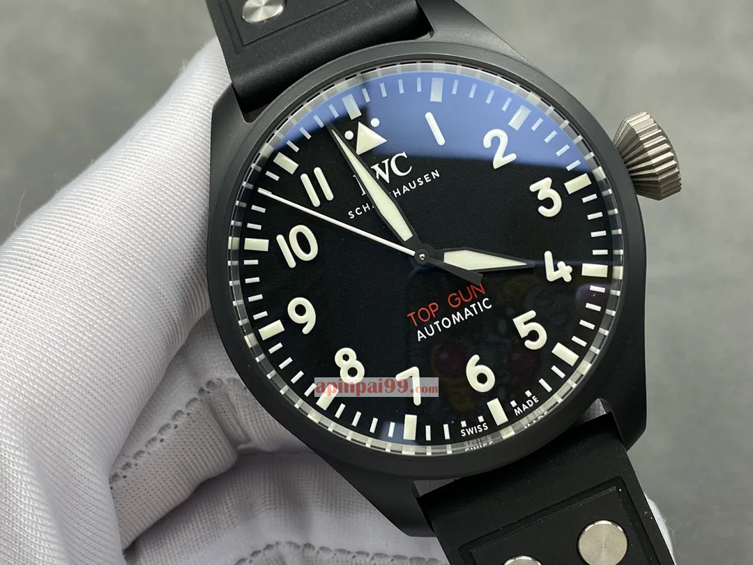 IWC最高に格好良い パイロットコピー時計ブラックセラミックモデル IW329802[1]