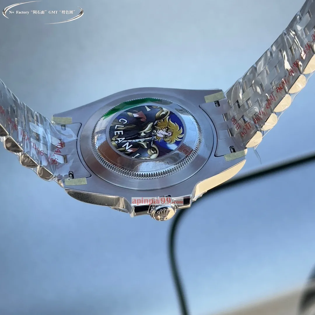 2025新製品耐腐食性スーパーコピーGMT隕石表面オレンジ色円時計 586948[7]