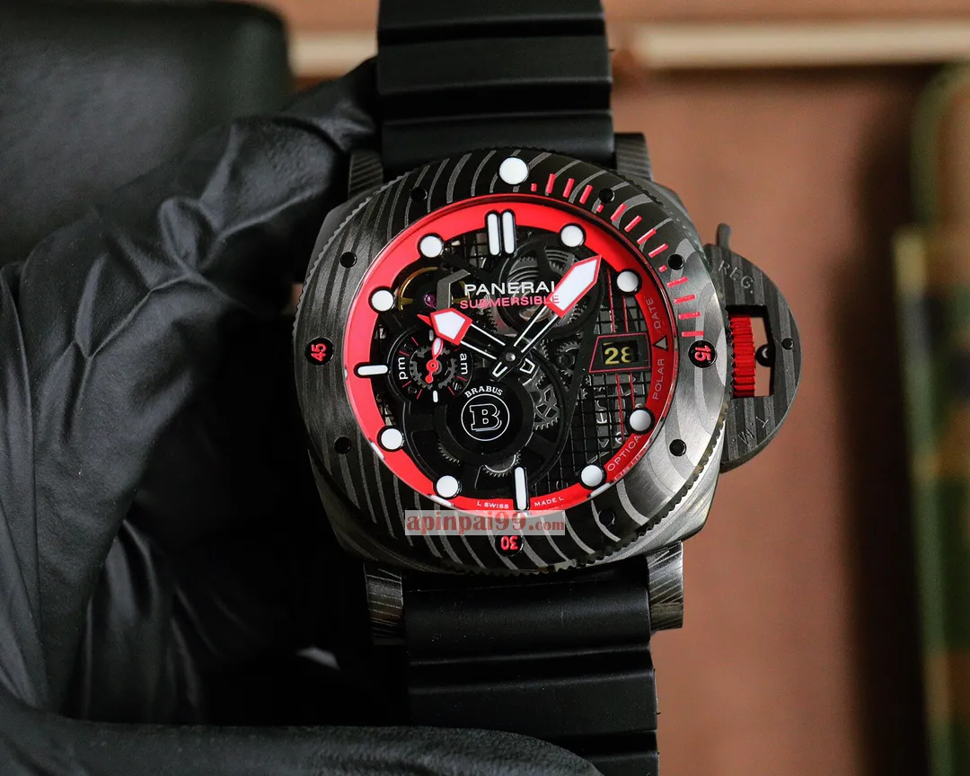 パネライ新作サブマーシブルシリーズの爆発的な中空時計 PAN50077