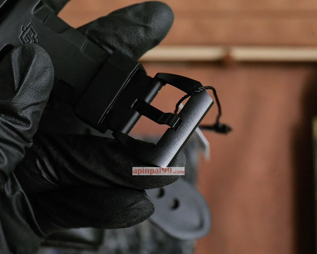 パネライ新作サブマーシブルシリーズの爆発的な中空時計 PAN50077[6]