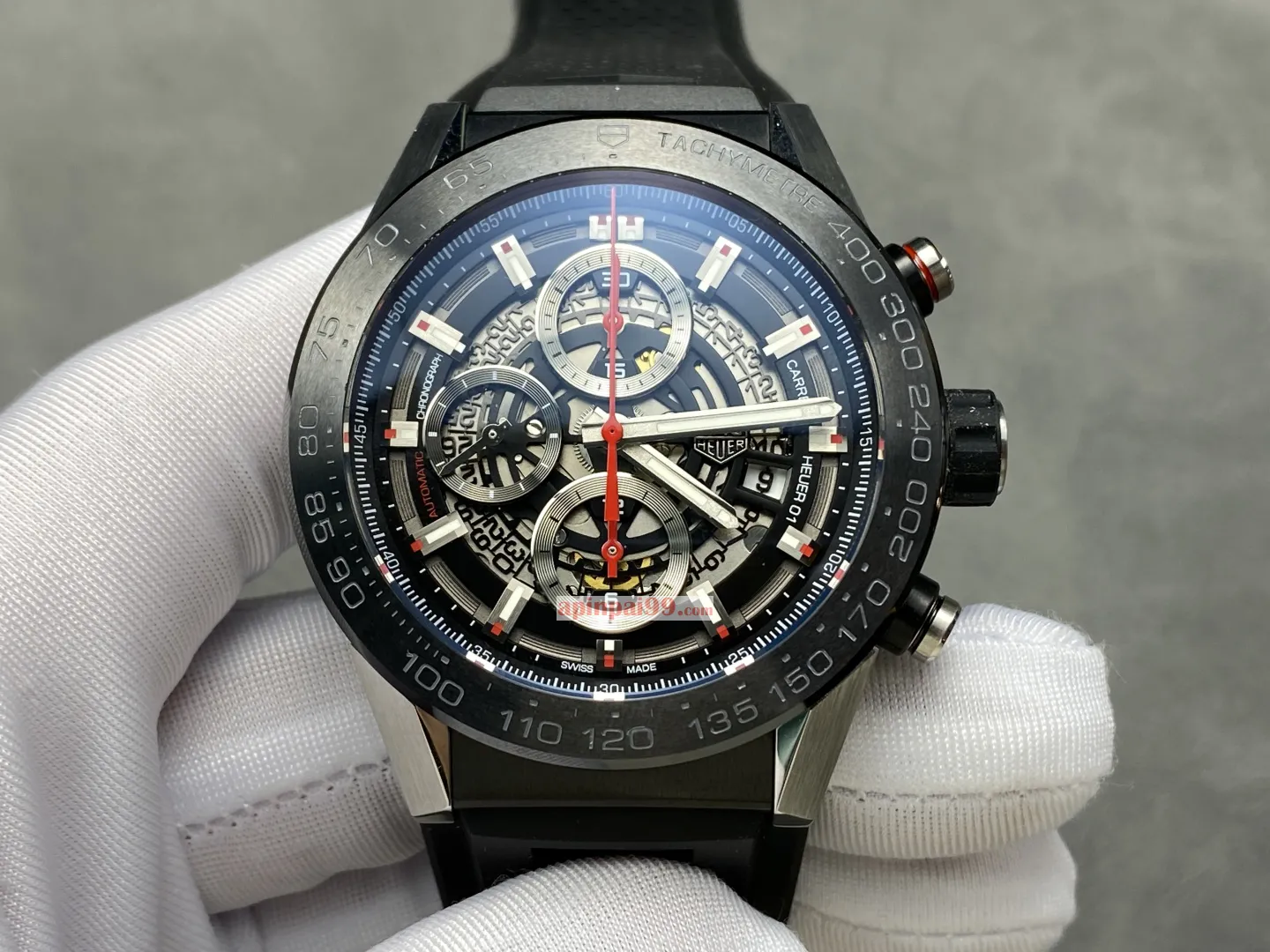 タグ・ホイヤー カレラ ダークワード ホロウ独特魅力コピー時計 173422