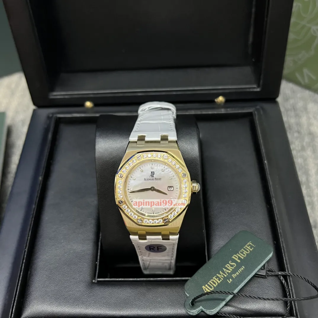 オーデマピゲ ロイヤルオーク クォーツ女性の優雅時計 67601独特な八角形の外観は