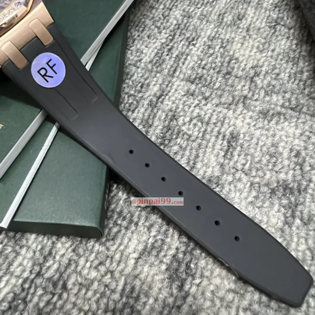 オーデマピゲ女性ロイヤルオーク クォーツスーパーコピー時計n級販売 67601-1[5]