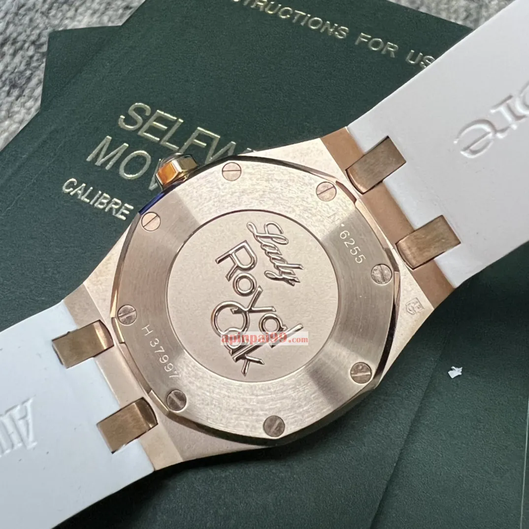 2025最完璧オーデマピゲ ロイヤルオーク クォーツ女性時計 67601-2[7]