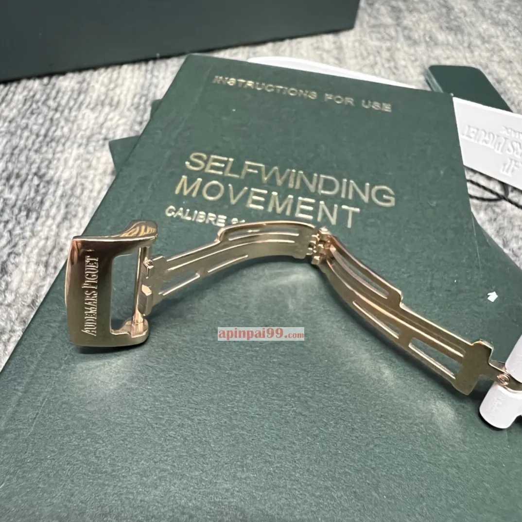 2025最完璧オーデマピゲ ロイヤルオーク クォーツ女性時計 67601-2[8]