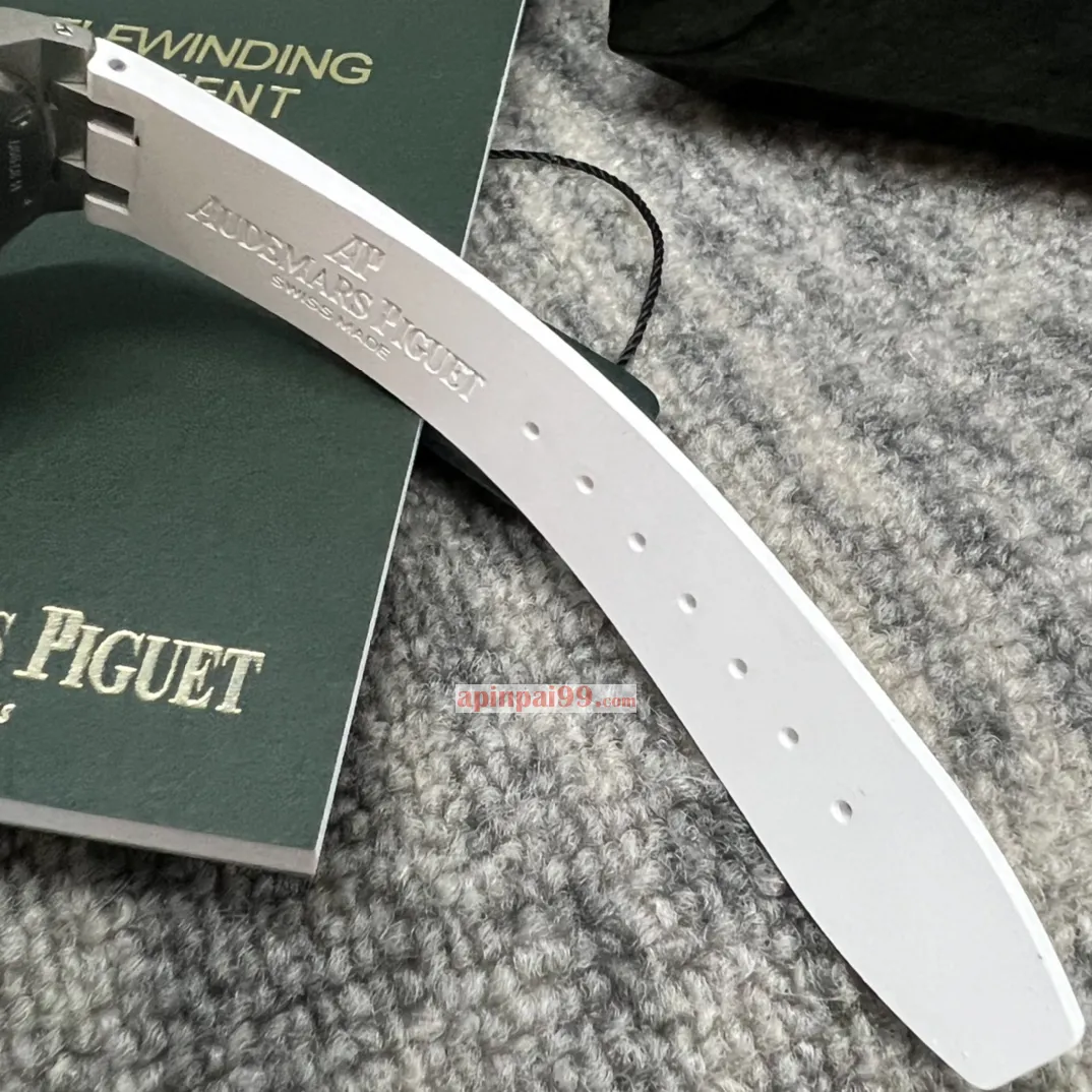 超安いオーデマピゲ クォーツ女性時計ロイヤルオーク 67601-3[5]