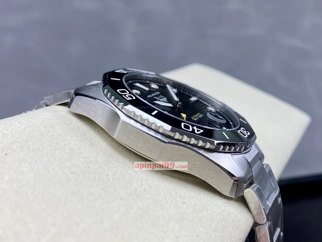 タグホイヤーアクアレーサーシリーズ絶妙品質の時計 173776[4]