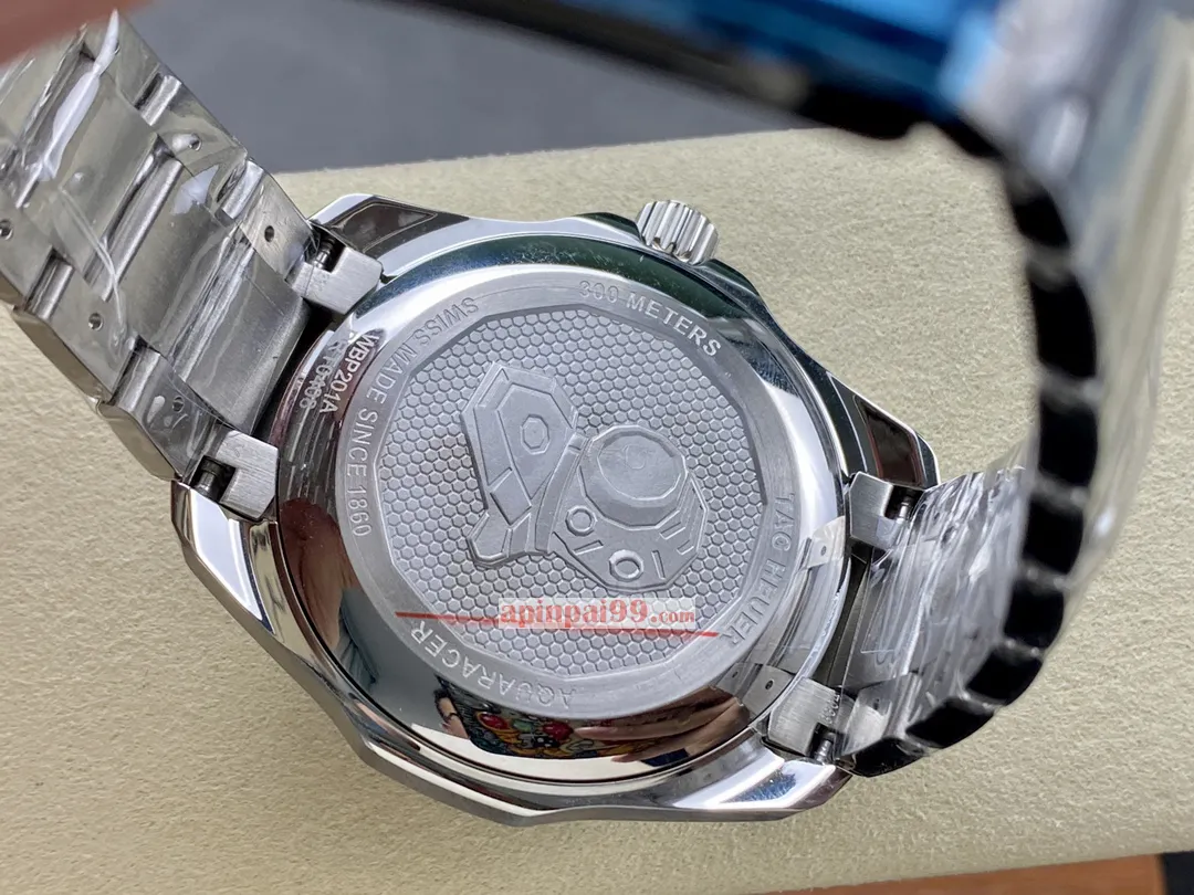 タグホイヤーアクアレーサーシリーズ絶妙品質の時計 173776[6]