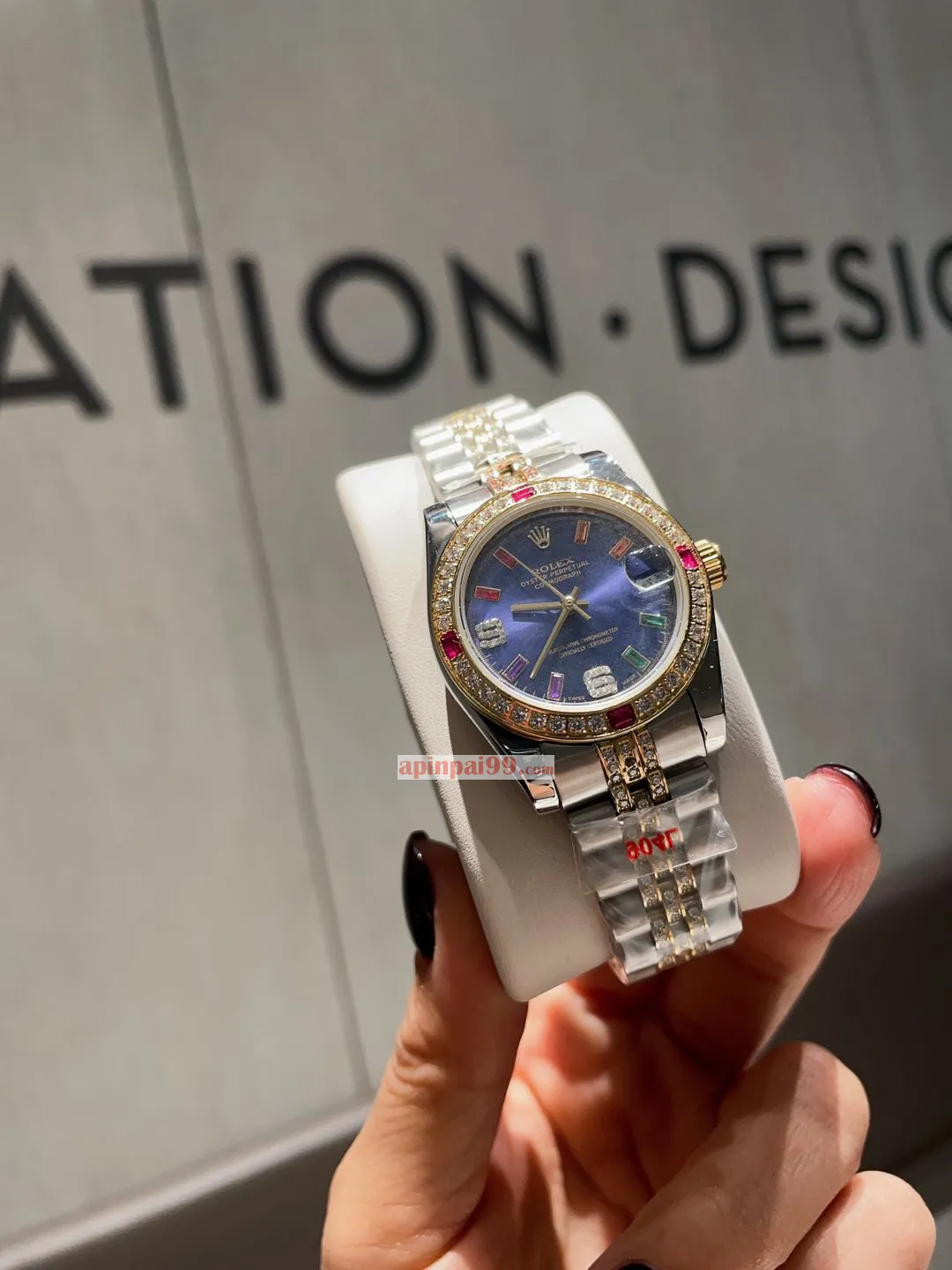 非常に成功のロレックス女性時計コピーデイトジャストシリーズ 5647-1[1]