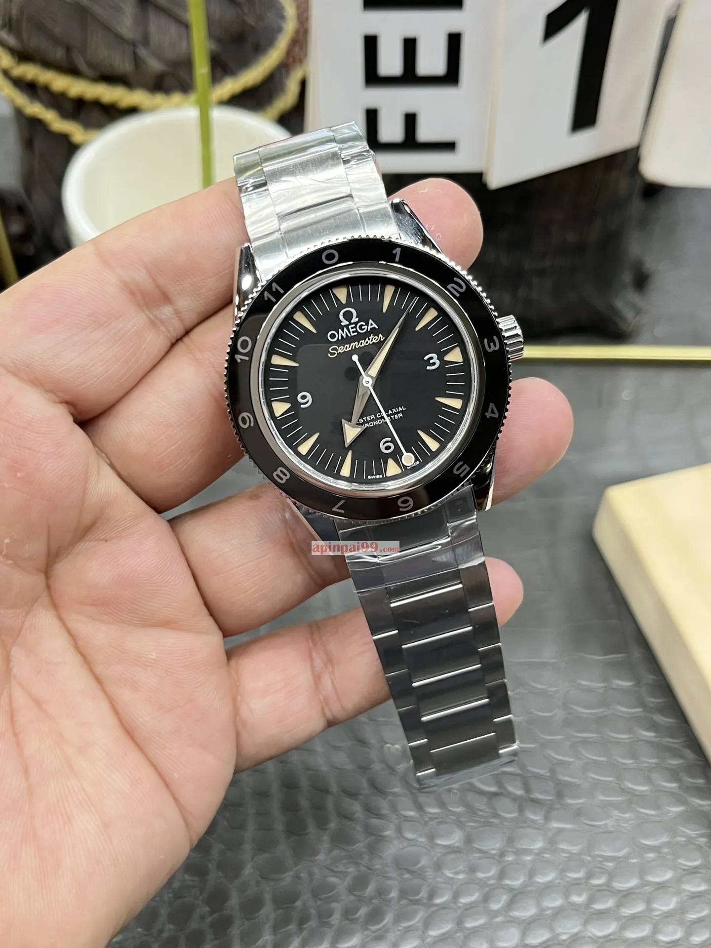 新品同様オメガ 007スーパーコピー時計シーマスター 171538[1]