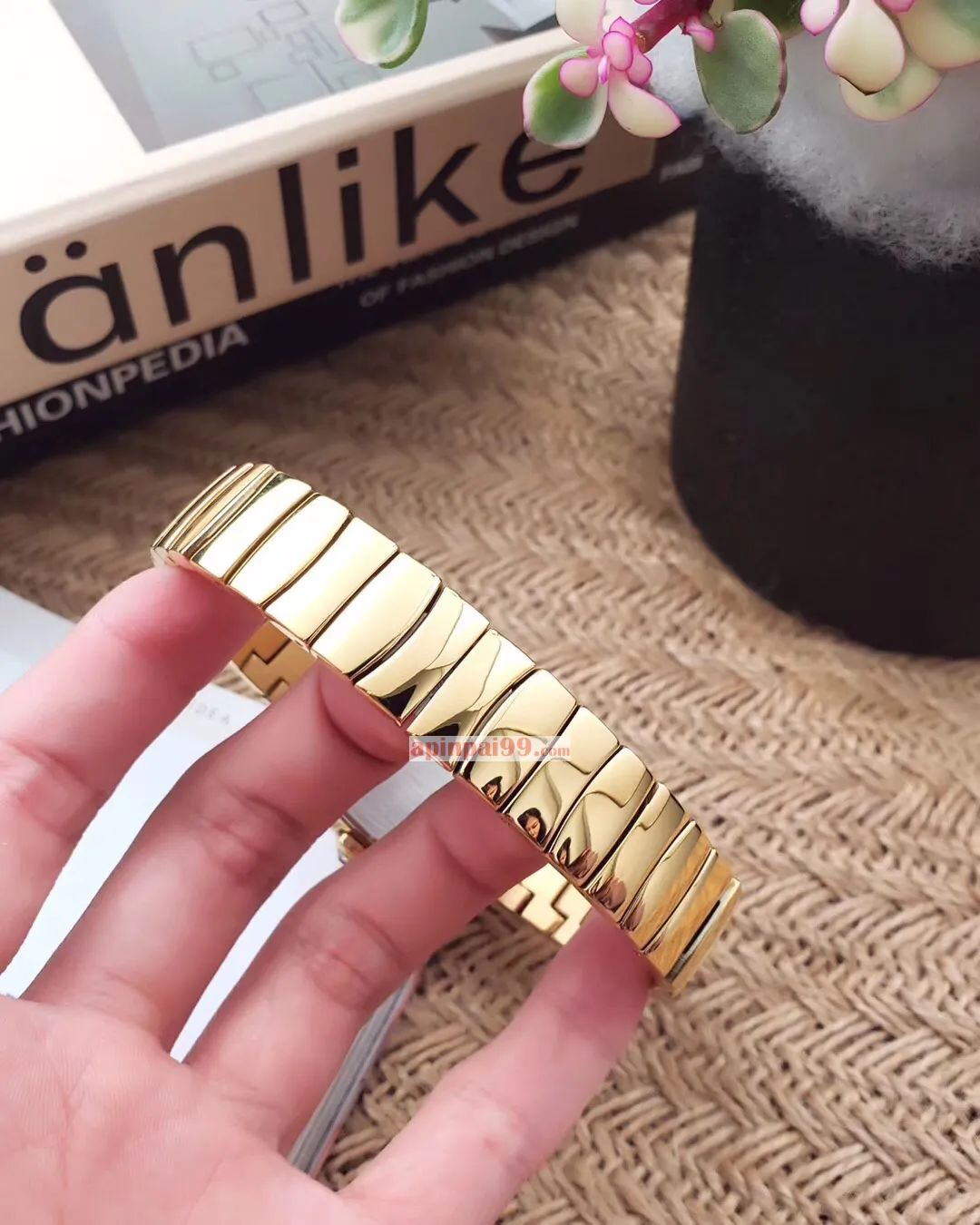 2025最新のカルティエバスタブ2ピン半楕円形ガチョウ卵形時計送料無料 171859[7]