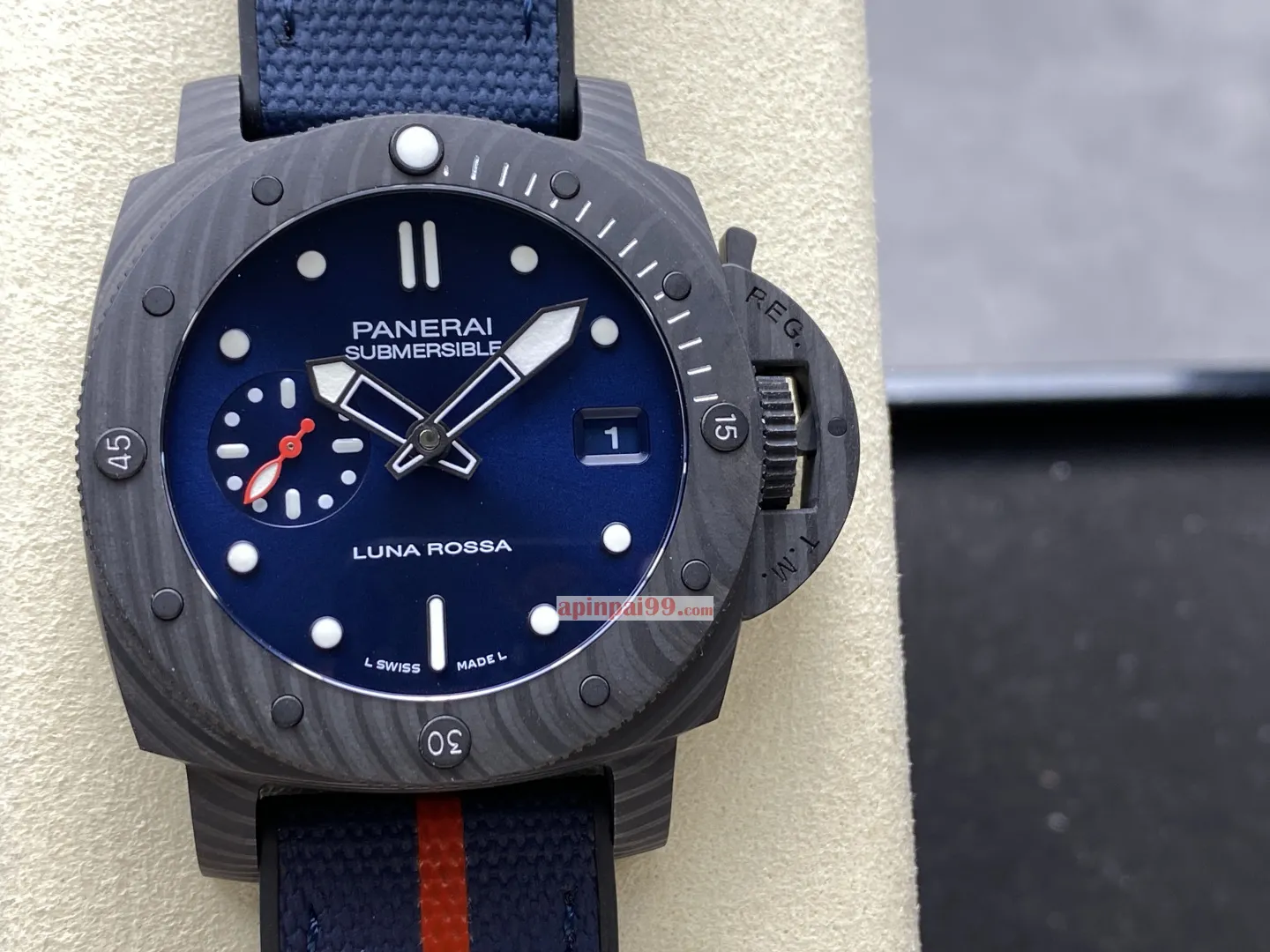 2025年新年最初の新製品パネライスーパーコピー時計 PAM1563