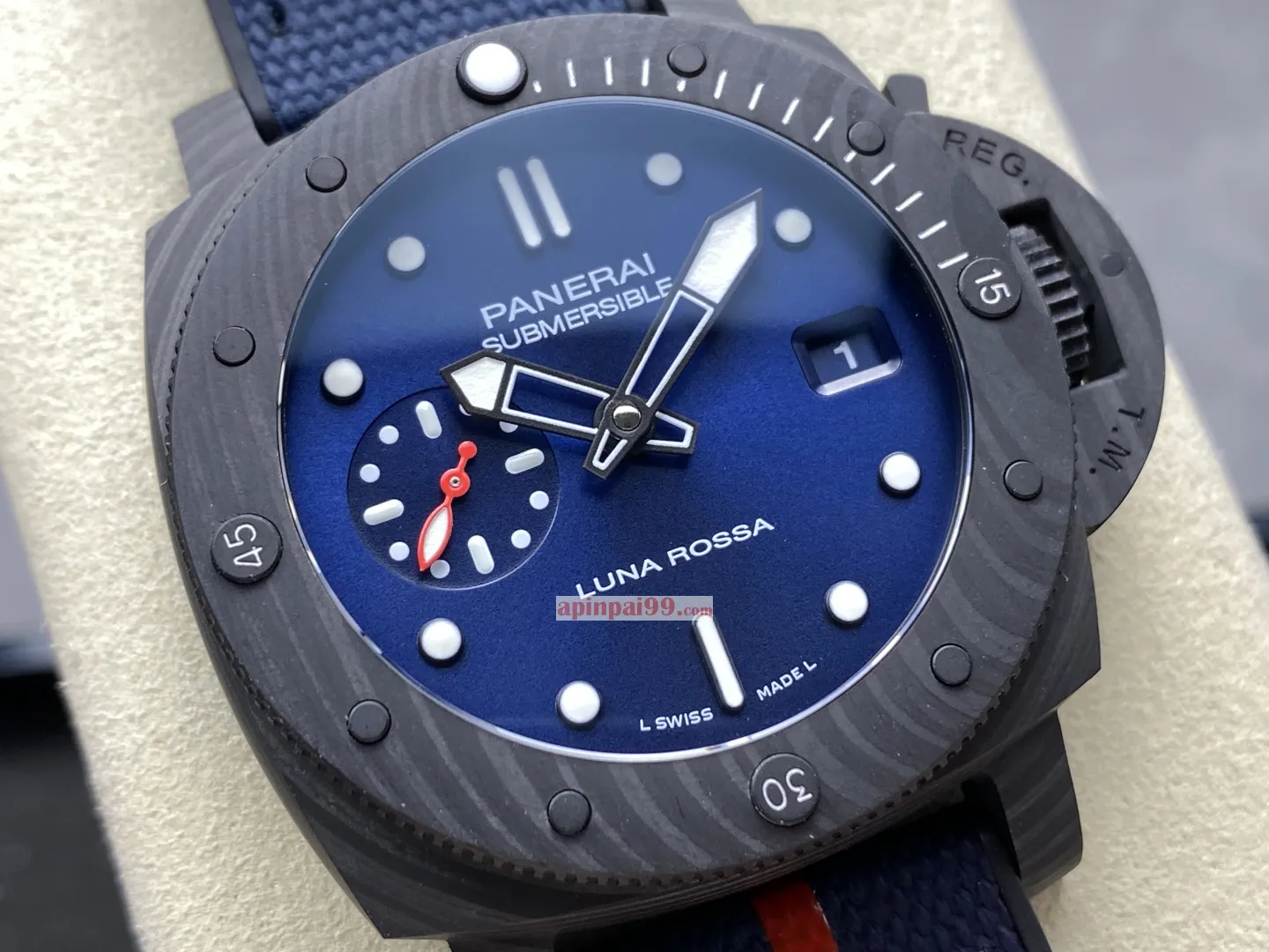 2025年新年最初の新製品パネライスーパーコピー時計 PAM1563[1]