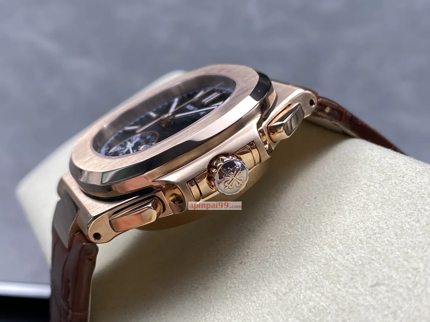 パテックフィリップスーパーコピー時計パロットマルチファンクションクロノグラフ 171853[5]