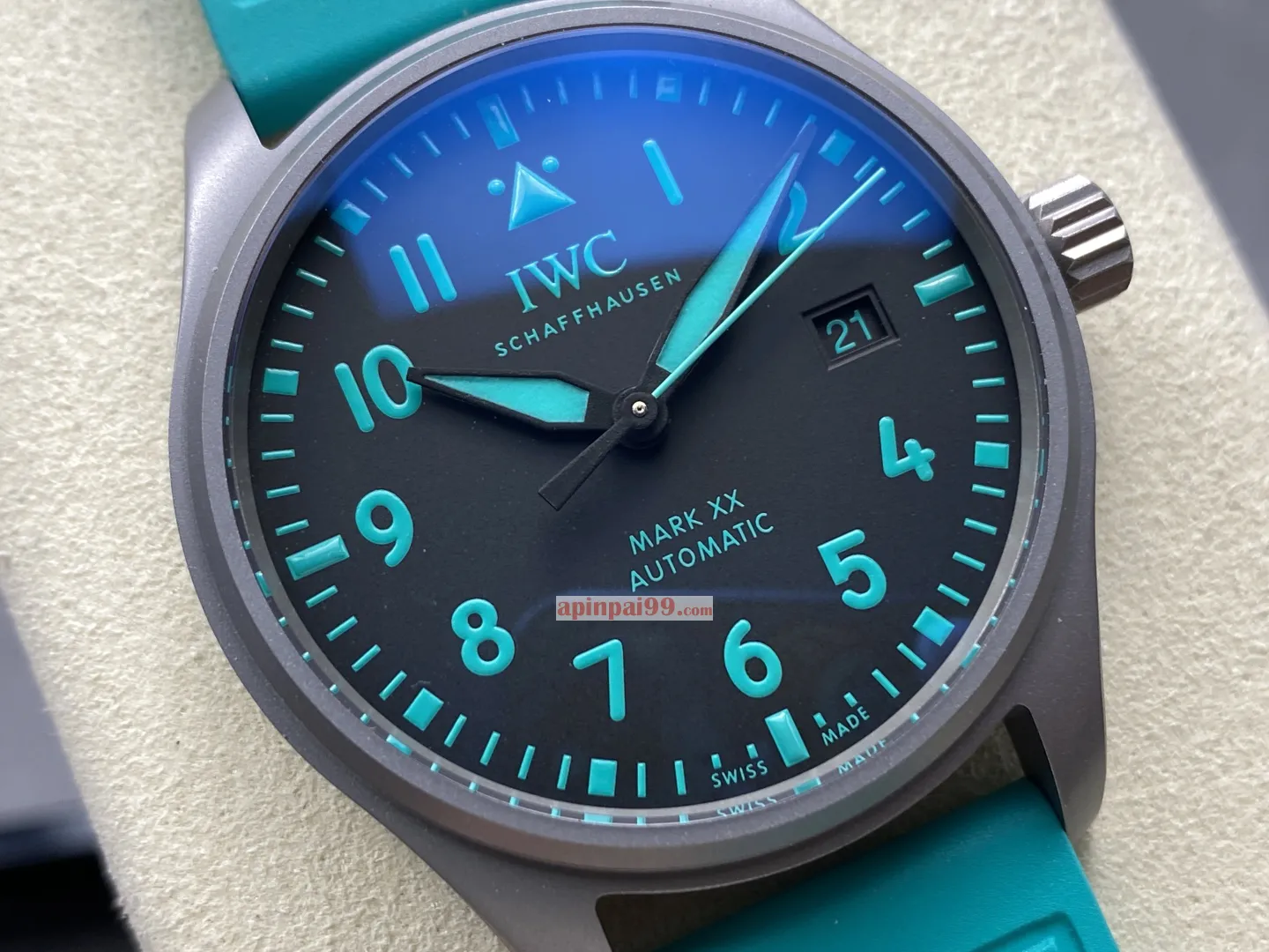 IWCブランド時計メルセデスAMGペトロナスF1チームスペシャルエディション IW328210