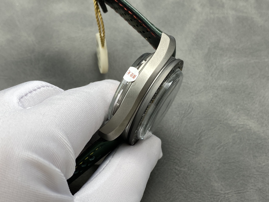 オメガ スピードマスター ダークサイド オブ ムーン高級時計 311.92.44.51.99-1[4]