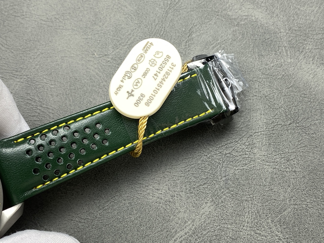 オメガ スピードマスター ダークサイド オブ ムーン高級時計 311.92.44.51.99-1[6]