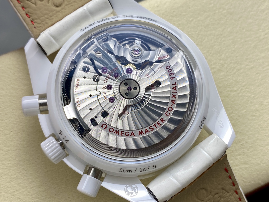 オメガ最新作スーパーコピーダークサイド オブ ザ ムーン シリーズ 172824[6]